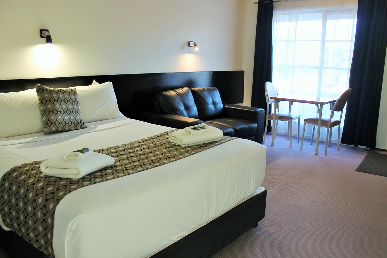 Gateway Motor Inn Warrnambool Bagian luar foto